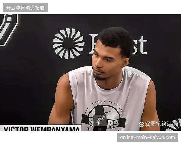 文班亚马第三节的恶意犯规成为比赛转折点,尼克斯抓住机会开启疯狂反扑 文班亚马第三节的恶意犯规成为比赛转折点,尼克斯抓住机会开启疯狂反扑